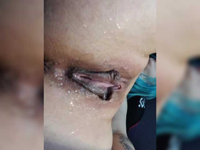 a-squirter's BongaCams show and profile