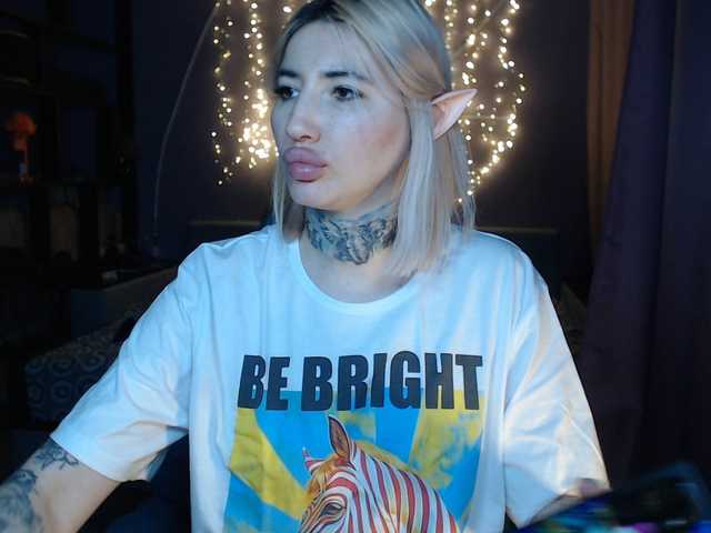 a-squirter's BongaCams show and profile