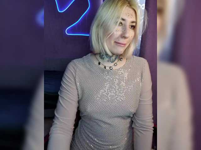 a-squirter's BongaCams show and profile