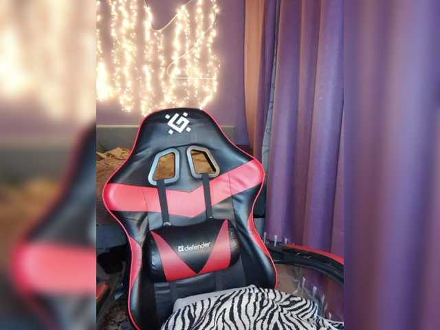 a-squirter's BongaCams show and profile