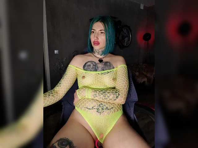  a-squirter chat room