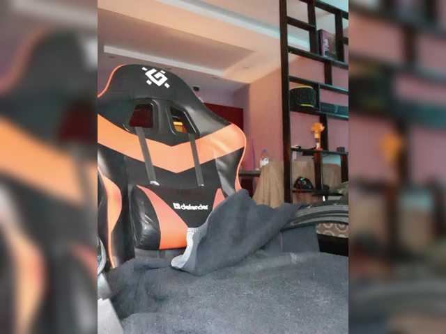 a-squirter's BongaCams show and profile