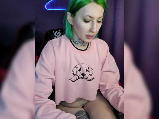 a-squirter's BongaCams show and profile