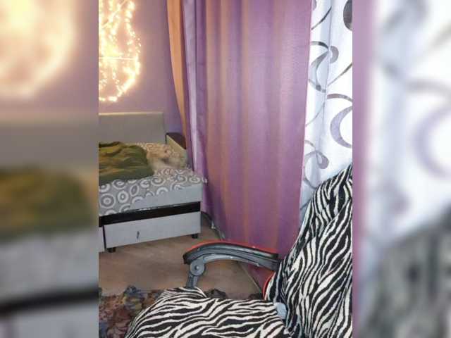 a-squirter's BongaCams show and profile