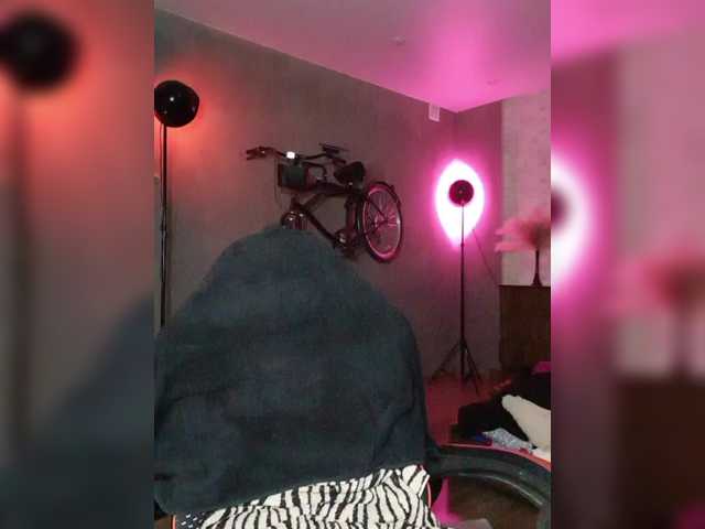  a-squirter chat room