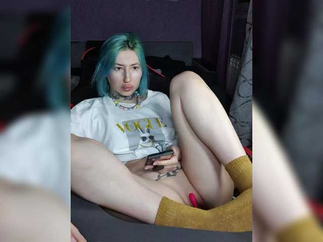 a-squirter's BongaCams show and profile