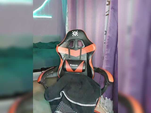 a-squirter's BongaCams show and profile