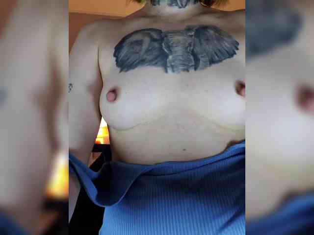 a-squirter Live Webcam on BongaCams