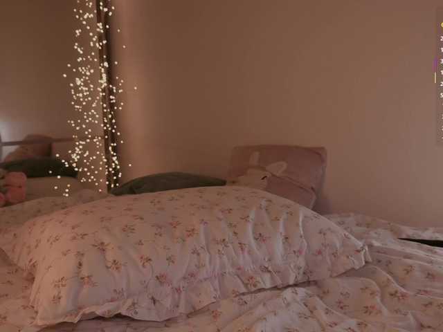 evie-sapphire from BongaCams