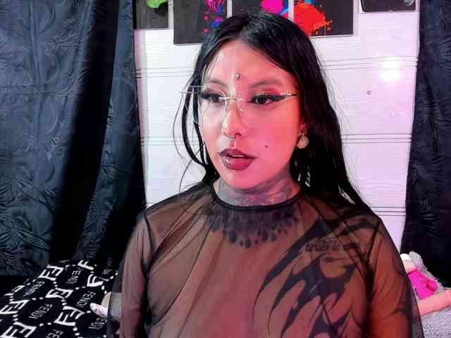 Group chat for 10 19 tokens, Full privates for 30 59 tokens, Privates for 3..., cha porno 1