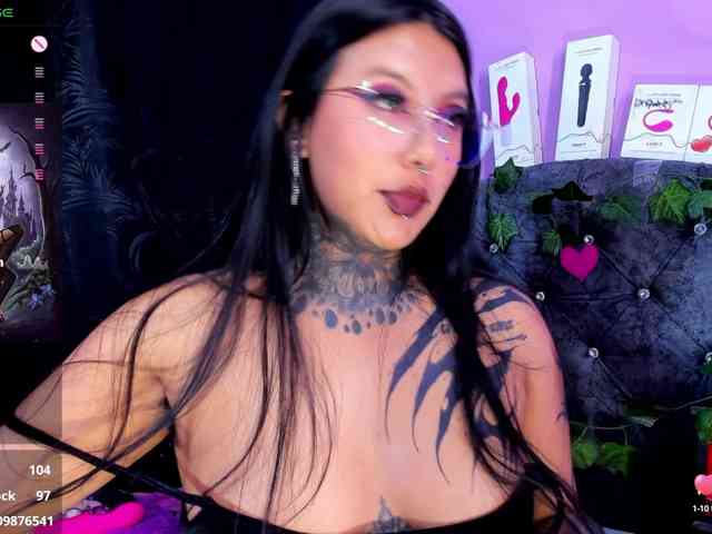 Chantallthx webcam