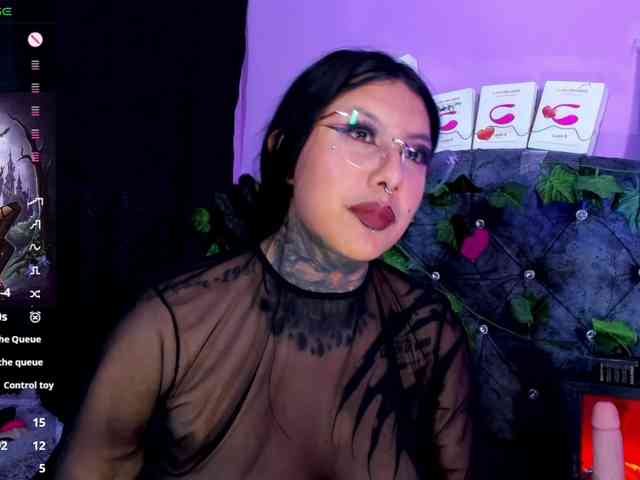 Chantallthx webcam