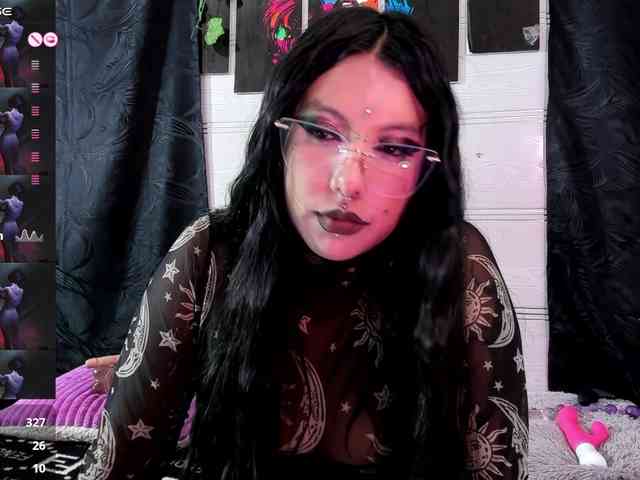 Chantallthx webcam