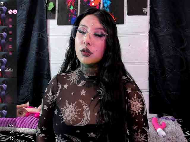 Chantallthx webcam