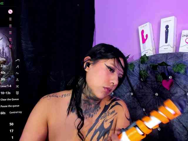 Chantallthx webcam
