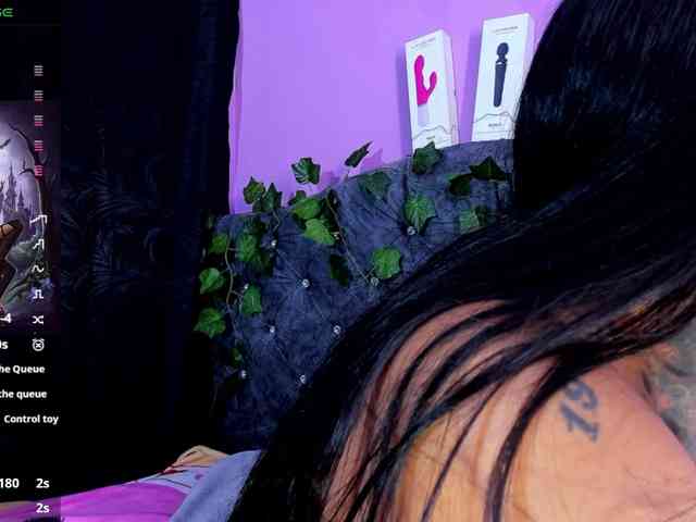 Chantallthx webcam