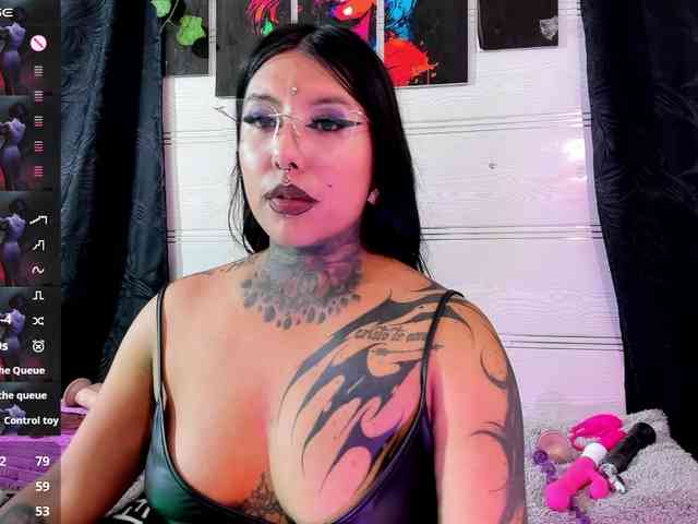 Chantallthx webcam