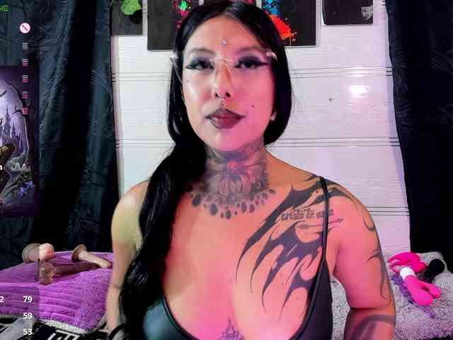 Chantallthx webcam