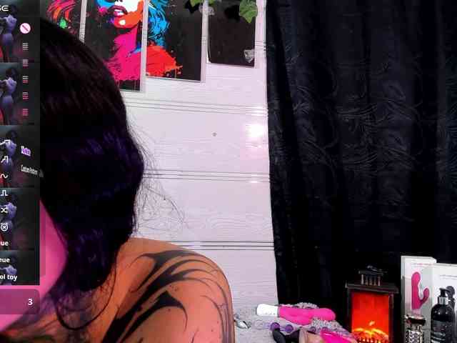 Chantallthx webcam