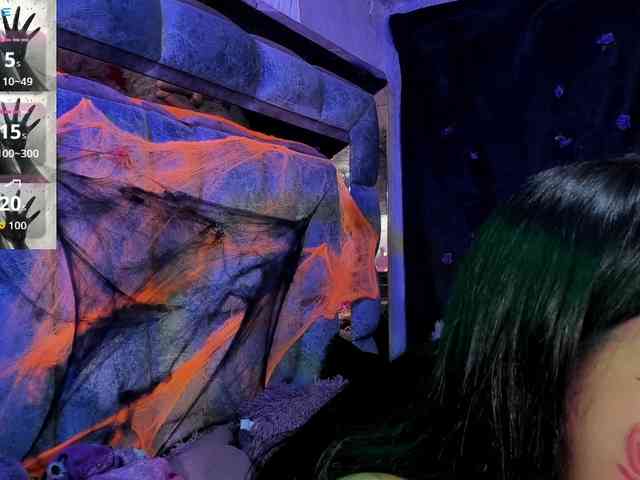 Chantallthx webcam