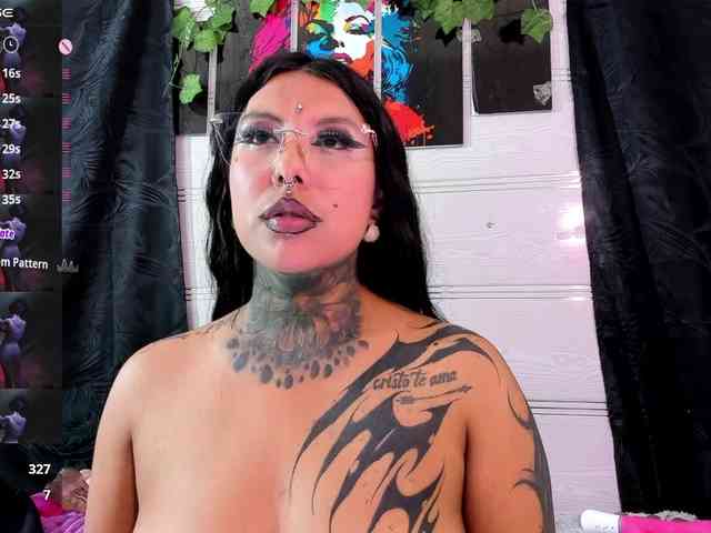 Chantallthx webcam