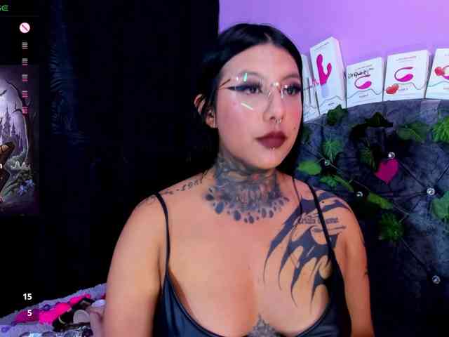 Chantallthx webcam