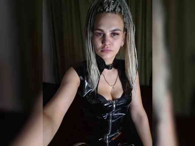 Karolina--X webcam