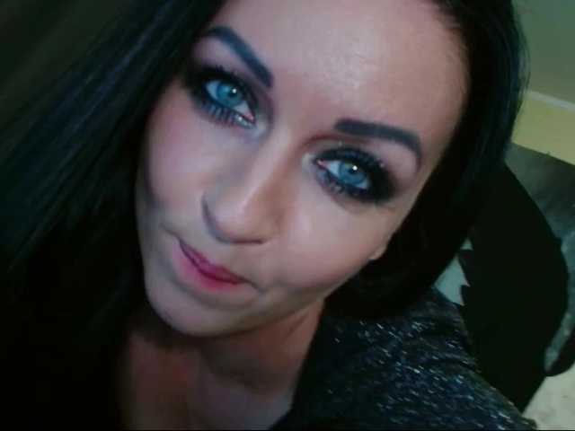 Monkey104's BongaCams show and profile