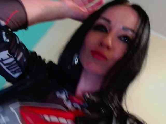 Monkey104 Live Webcam on BongaCams