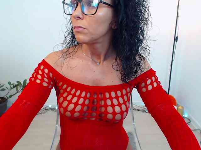LovelyBrownie webcam