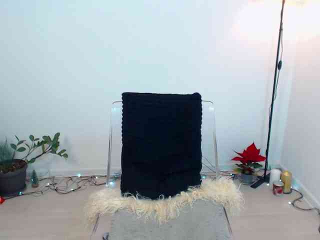 LovelyBrownie webcam