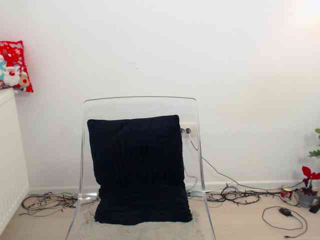 LovelyBrownie webcam