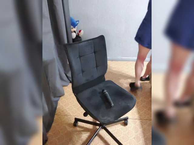 --ALEKSA-'s BongaCams show and profile