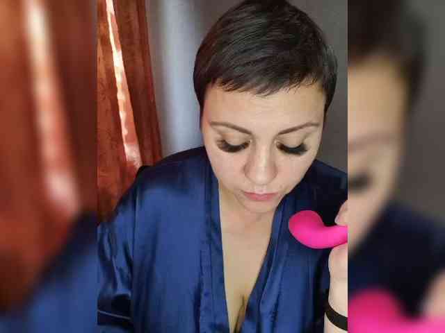 --ALEKSA- Live Webcam on BongaCams
