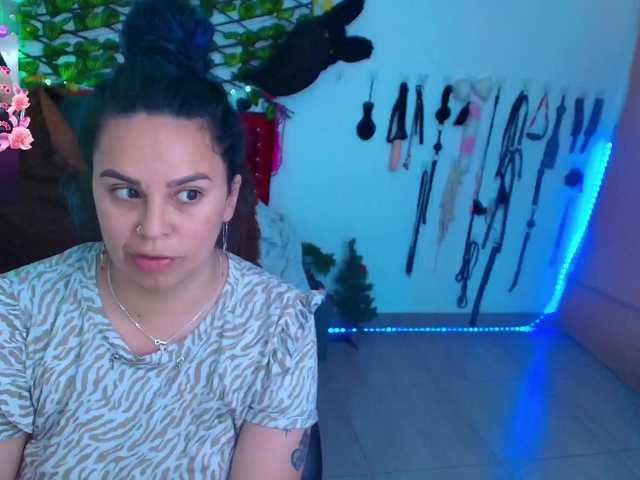 elektra-32's BongaCams show and profile