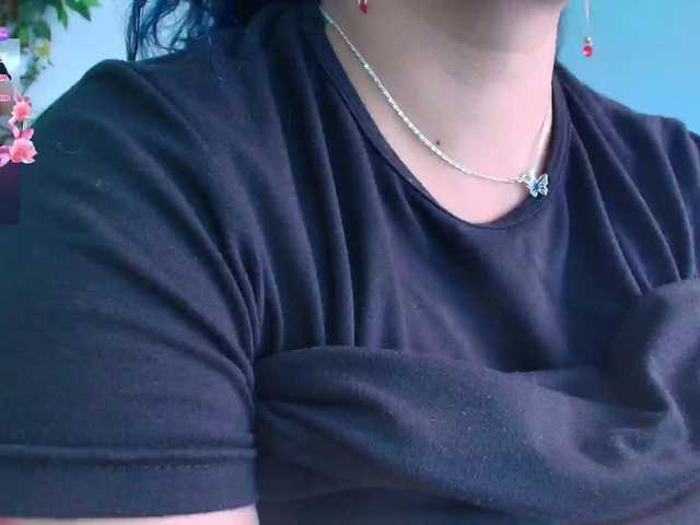 elektra-32's BongaCams show and profile