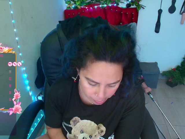 elektra-32's BongaCams show and profile