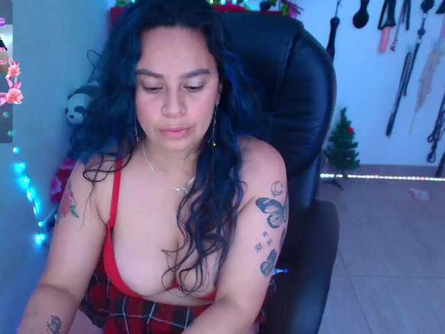 elektra-32's BongaCams show and profile