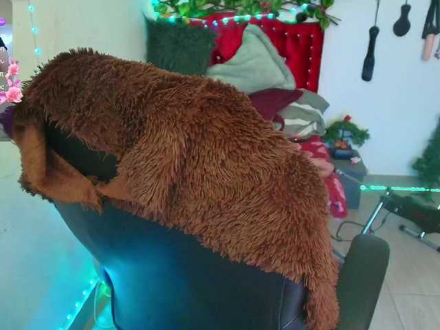 elektra-32's BongaCams show and profile