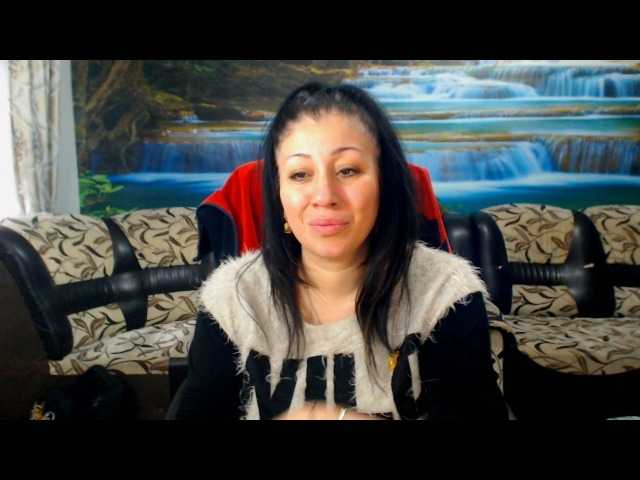 MoistMady's BongaCams show and profile