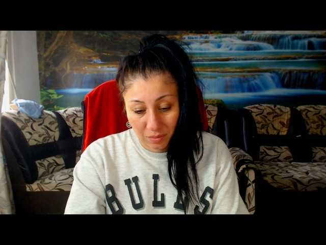 MoistMady's BongaCams show and profile