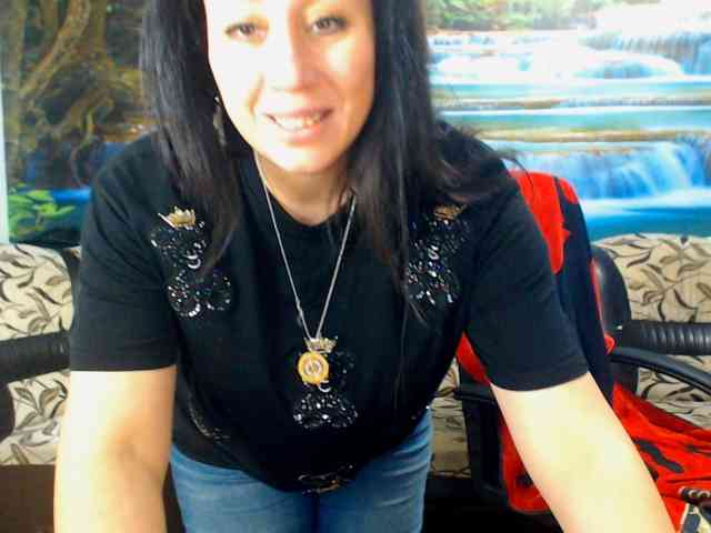 MoistMady Live Webcam on BongaCams