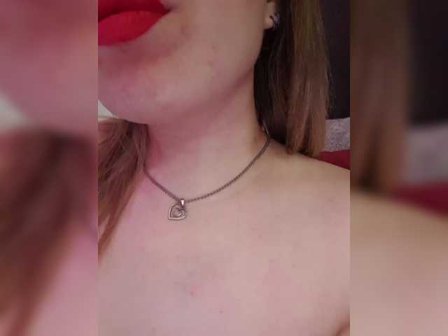 __EElaIzzza__ webcam