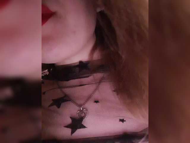 elaizza's BongaCams show and profile