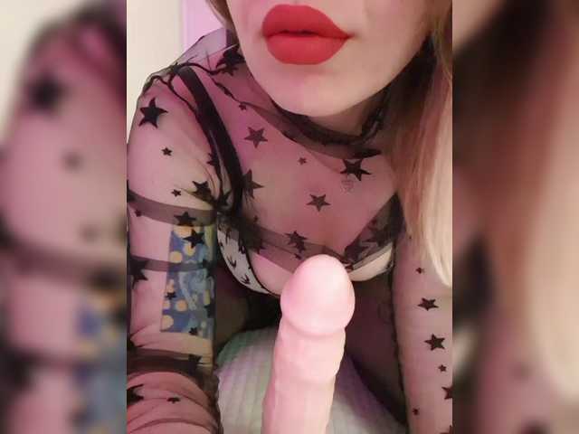 elaizza from BongaCams is Freechat