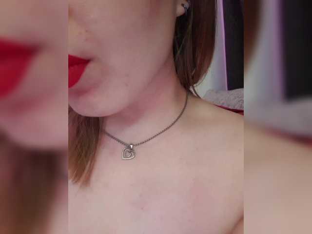 __EElaIzzza__ webcam