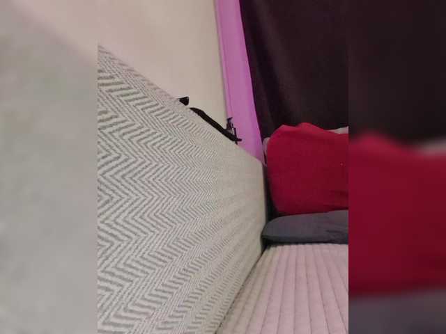 __EElaIzzza__ webcam