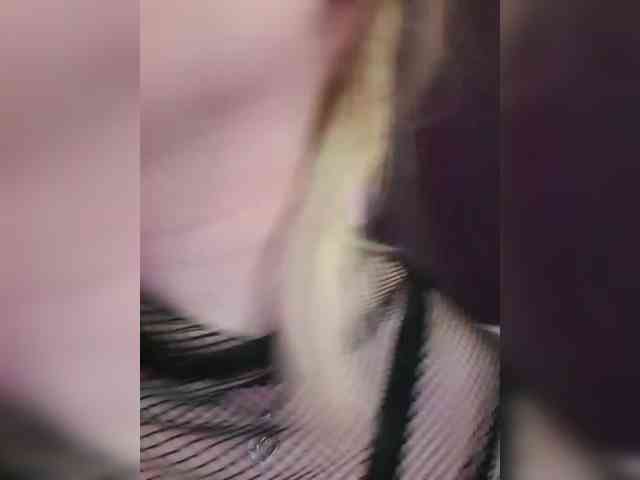 ElaIzza webcam