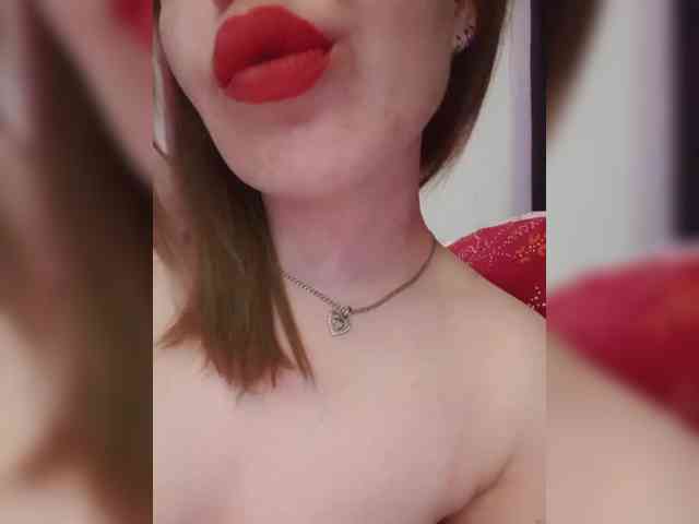 __EElaIzzza__ webcam