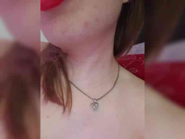 __EElaIzzza__ webcam